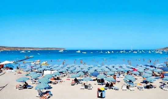 Пляж Мелиха Бэй на Мальте