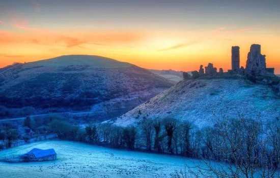 Екскурсія до Corfe Castle. Табір в Британії взимку